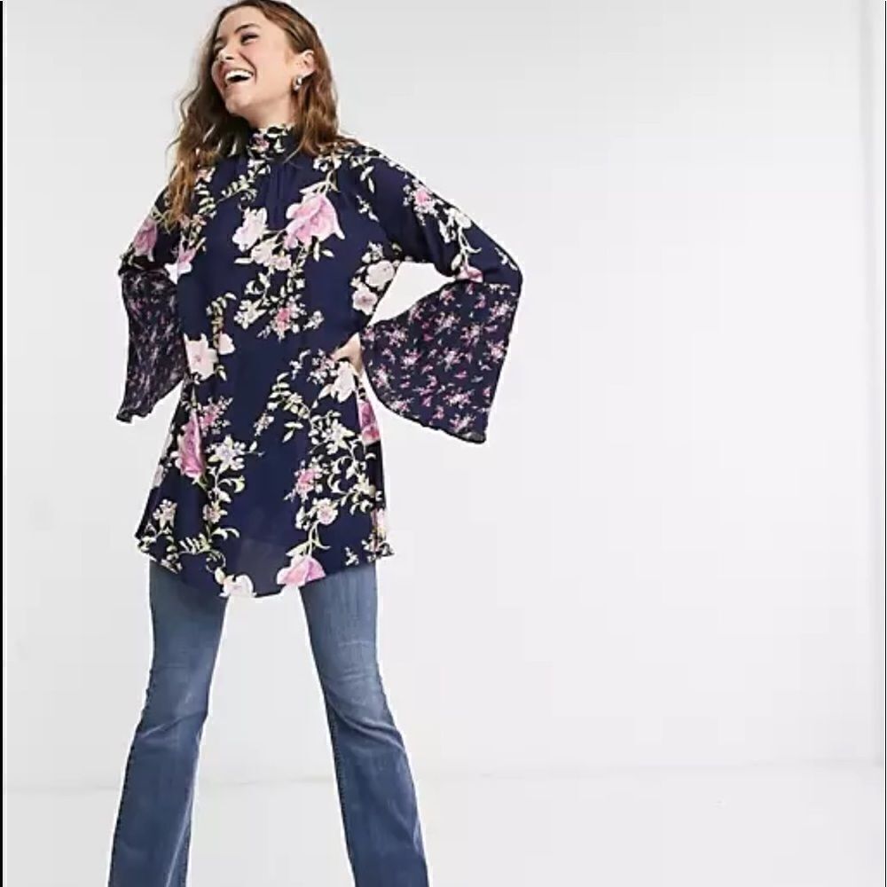 FREE PEOPLE Tate Flared Sleeves Floral Tunic Top - Picture 4 of 13